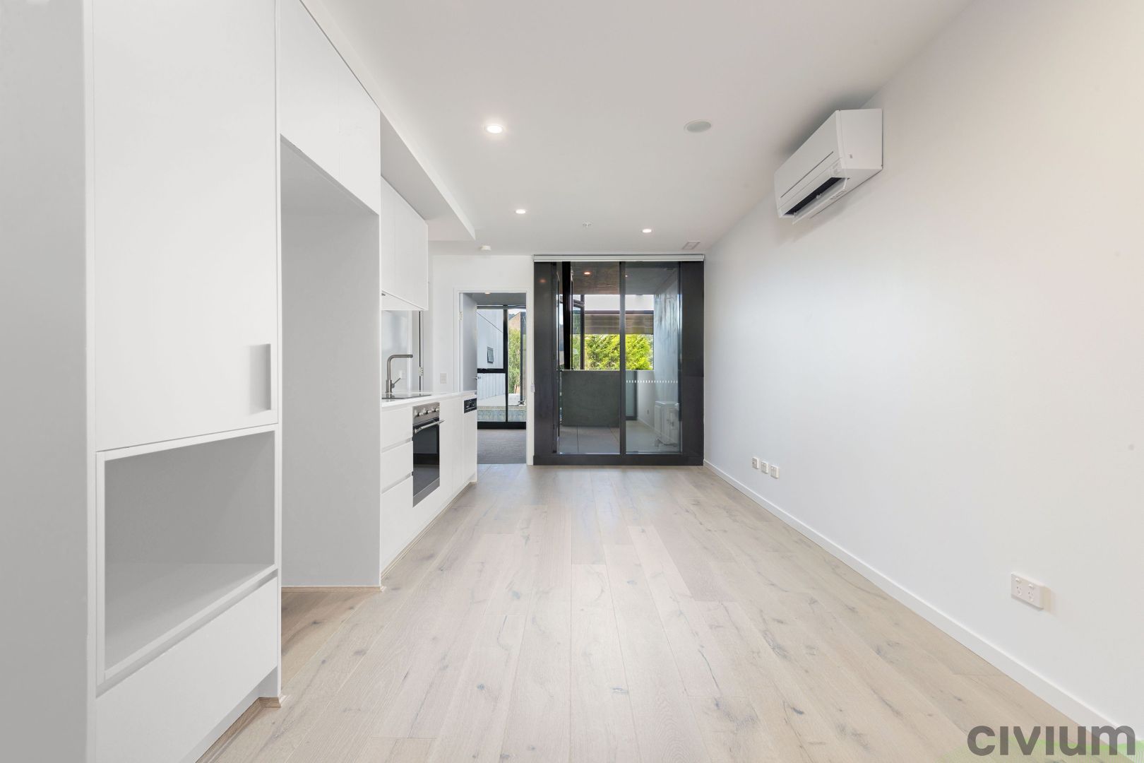 110/83 Cooyong Street, Reid ACT 2612, Image 2