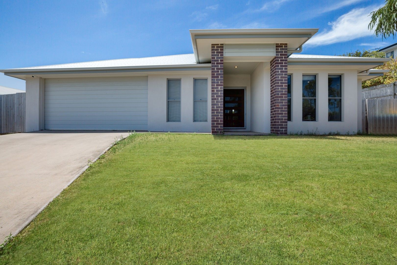 4 bedrooms House in 75 Dawson Boulevard RURAL VIEW QLD, 4740