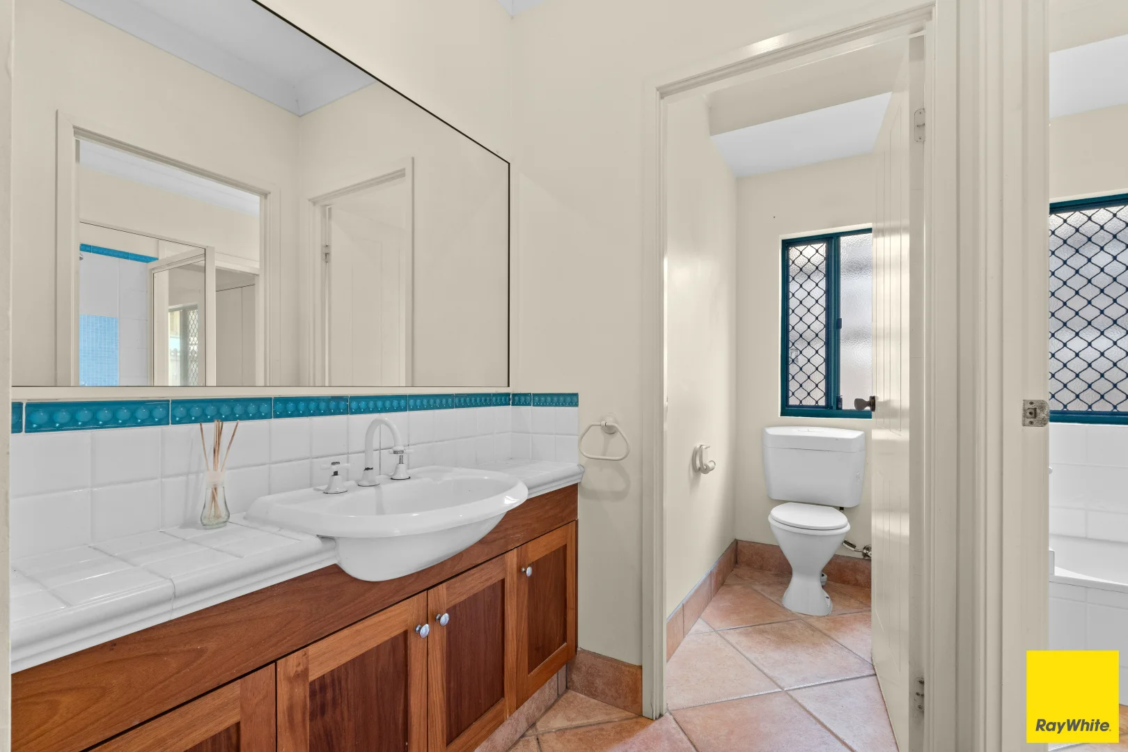 Additional image 10 of 19 West Parkridge Drive, Brinsmead QLD 4870