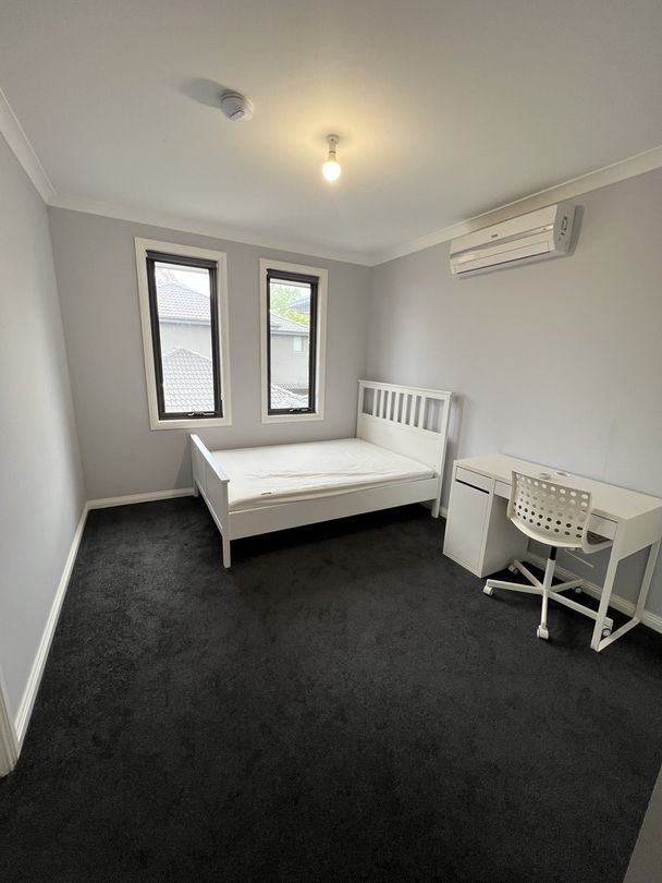 Room 204/56B Marshall Avenue, Clayton VIC 3168 Apartment For Rent