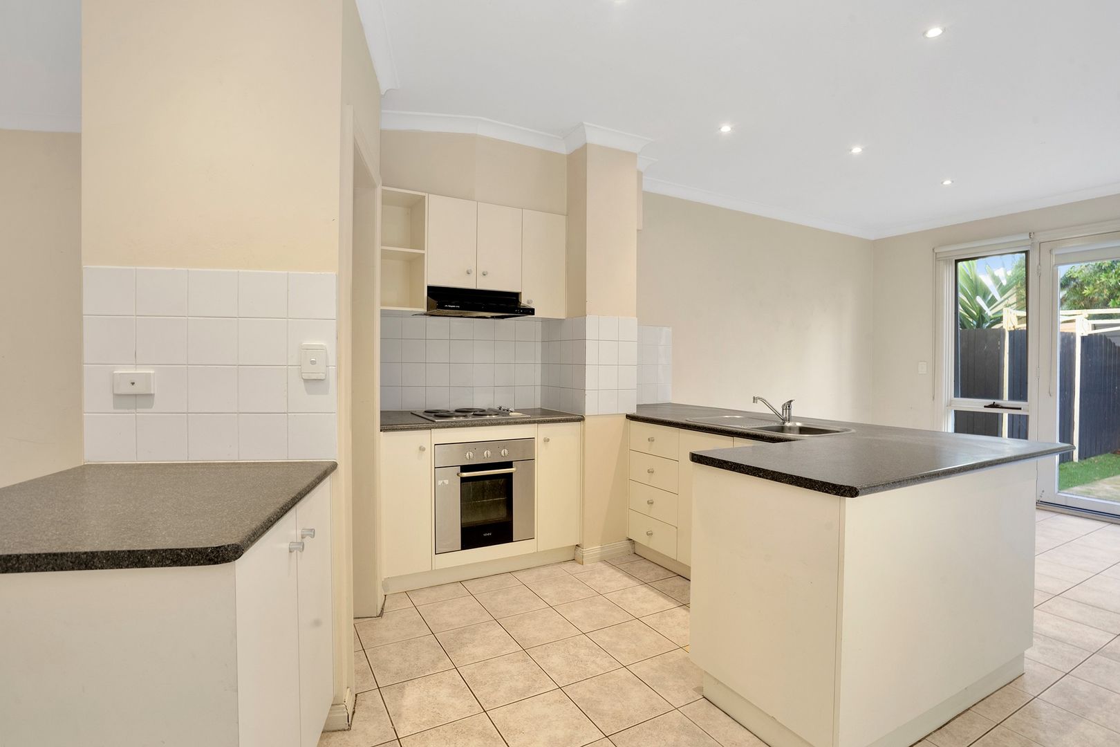 Point Nepean Rd, Capel Sound VIC 3940 2 beds house for Rent, 380