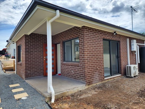 2 bedrooms House in 14A Davidson Road GUILDFORD WEST NSW, 2161