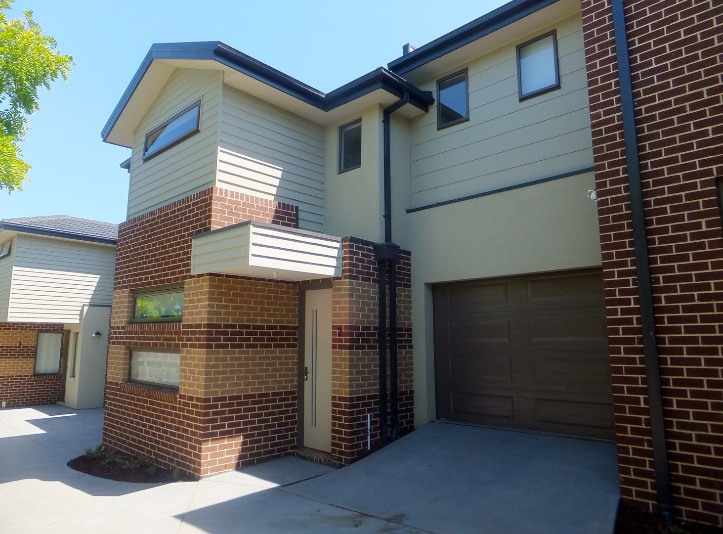 2/1 Melaleuca Drive, Clarinda VIC 3169, Image 0