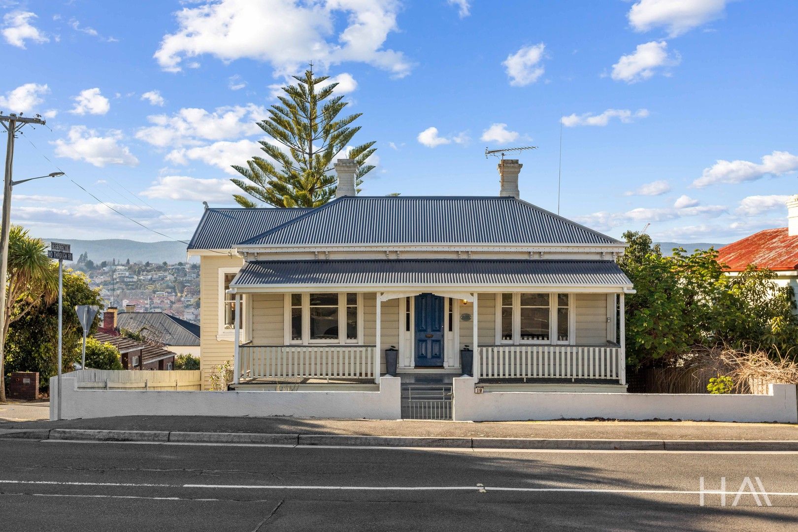 3 bedrooms House in 1/19 Hillside Crescent WEST LAUNCESTON TAS, 7250