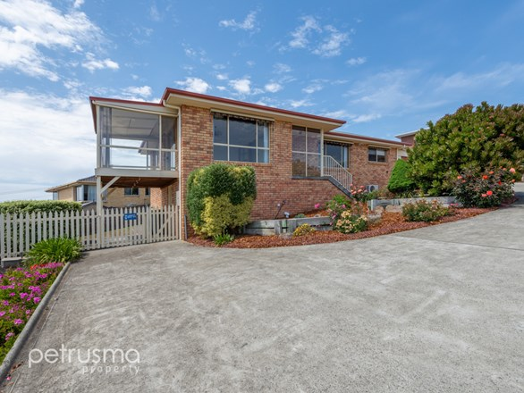 2/17 Tilyard Street, Montrose TAS 7010