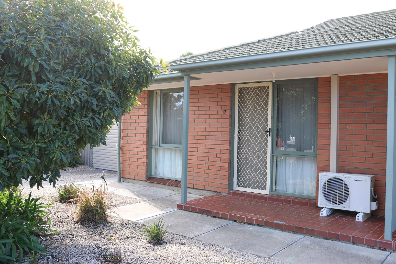 17 Feature Court, Gilles Plains SA 5086, Image 1