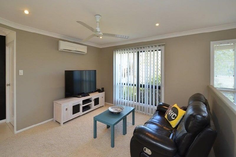 43 Bamboo Crescent, Mount Louisa QLD 4814, Image 2