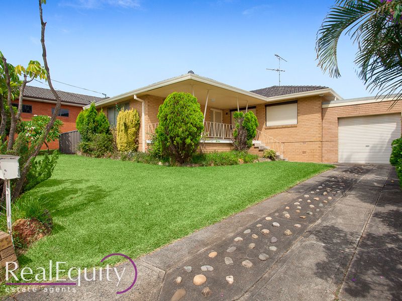 3 bedrooms House in 21 Harvey Avenue MOOREBANK NSW, 2170