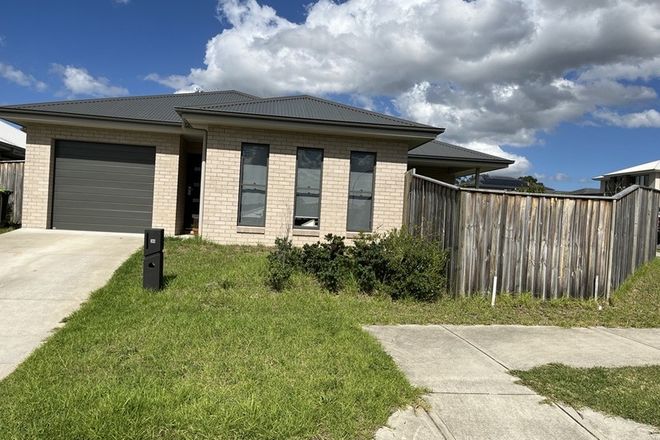 Picture of 35 Kuttal Crescent, FLETCHER NSW 2287