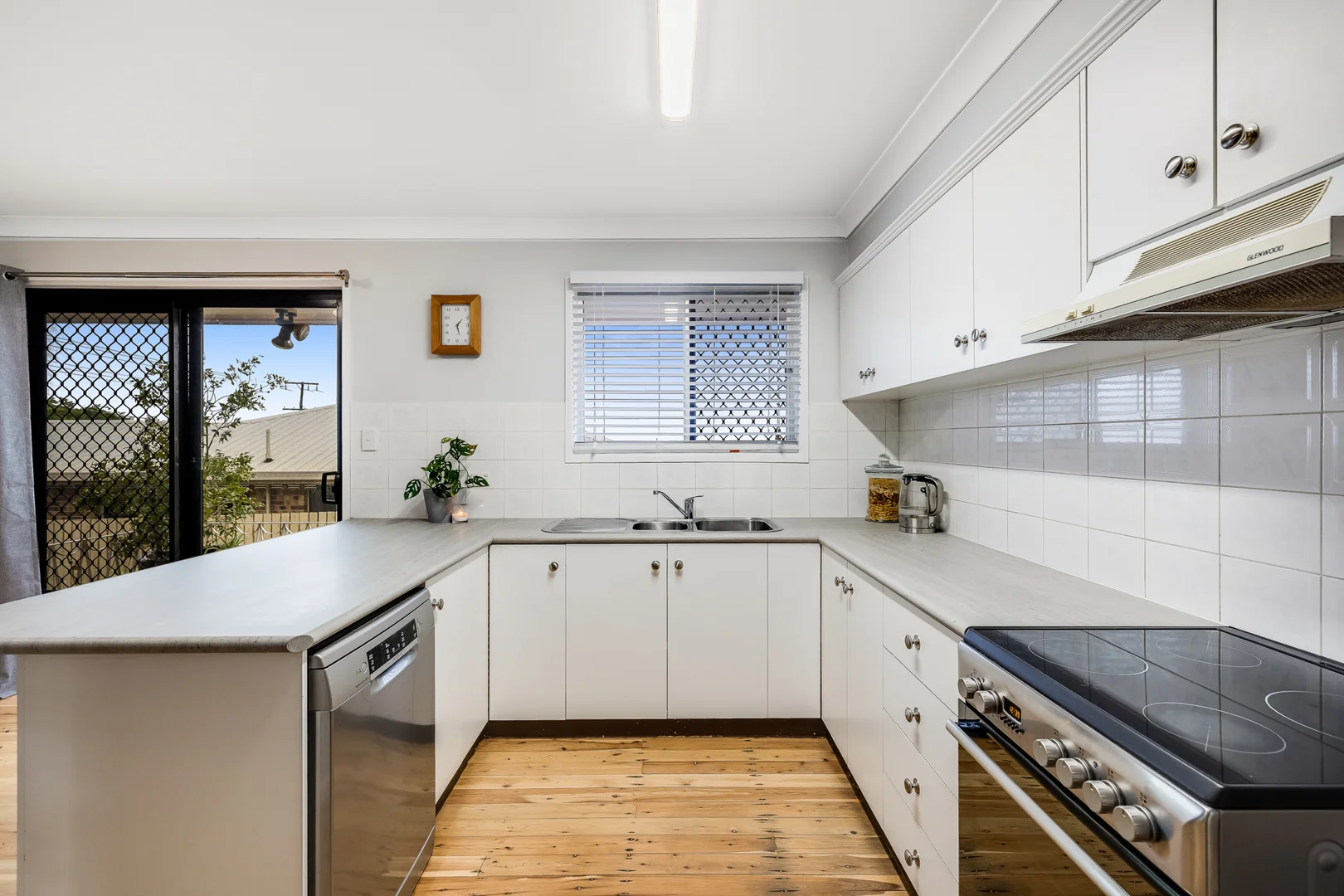 Additional image 7 of 571 Greenwattle Street, Glenvale QLD 4350