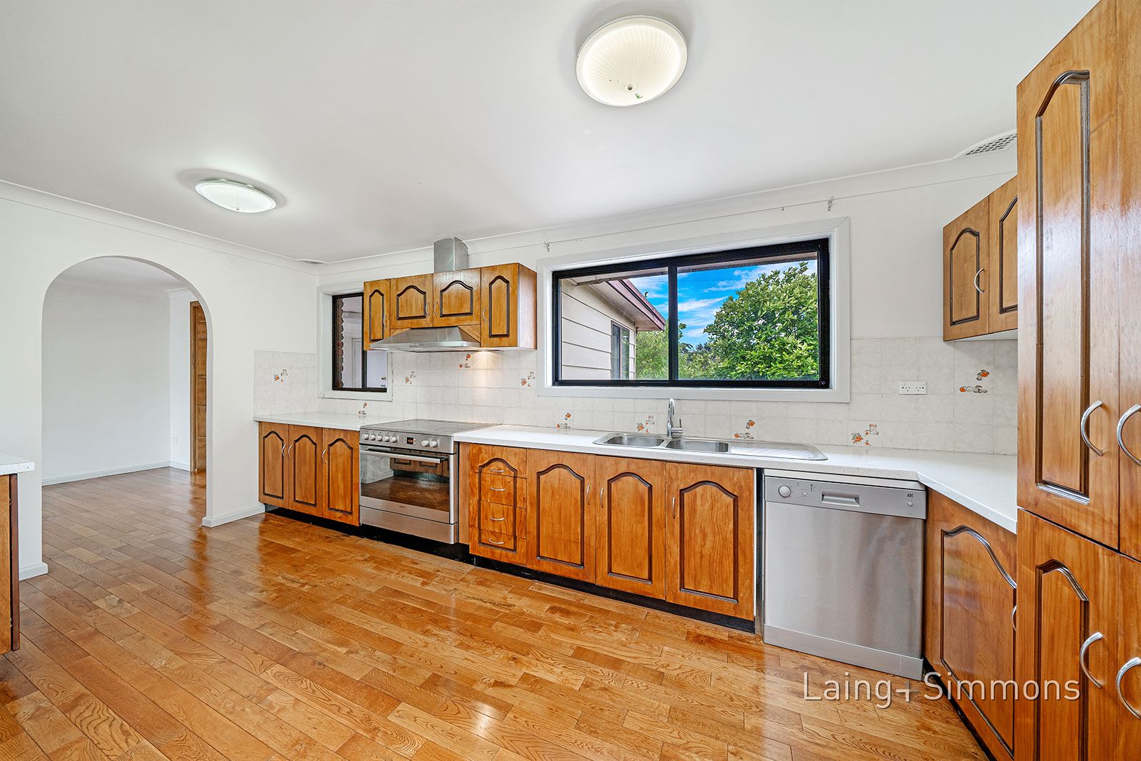 33 Lewis St, Regents Park NSW 2143, Image 2