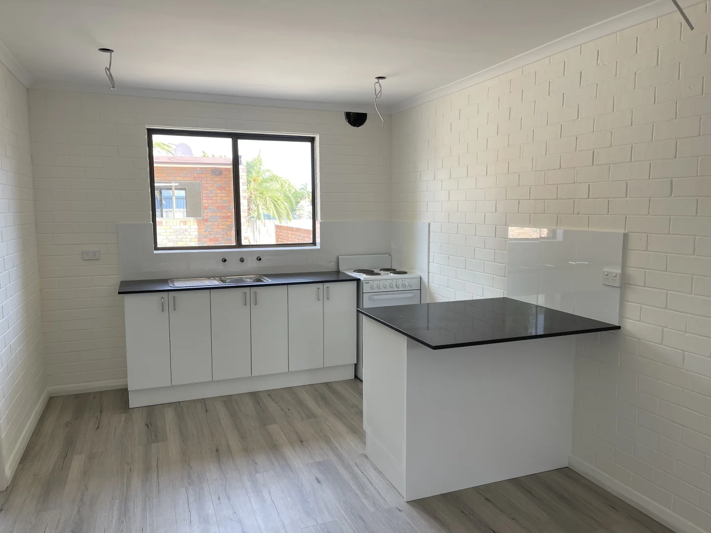 Additional image 3 of 4/213 Sixth Street, Wonthella WA 6530