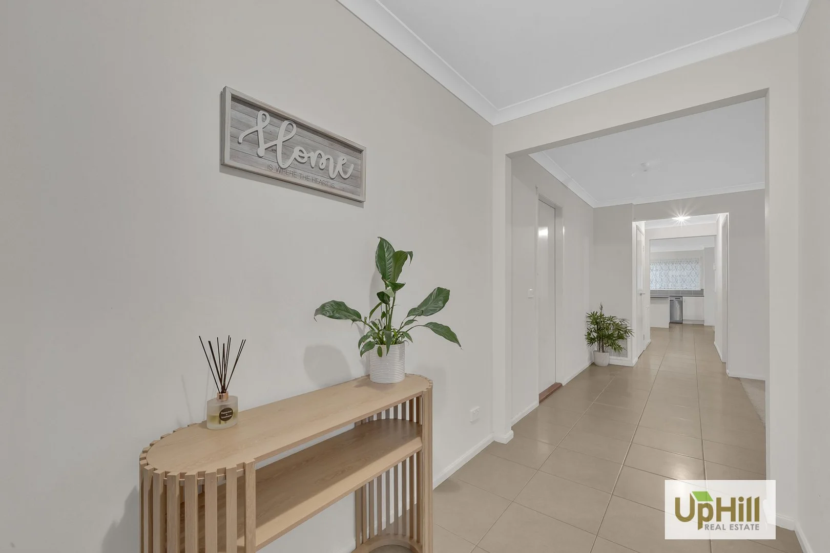 Additional image 2 of 28 Fleuve Rise, Clyde North VIC 3978