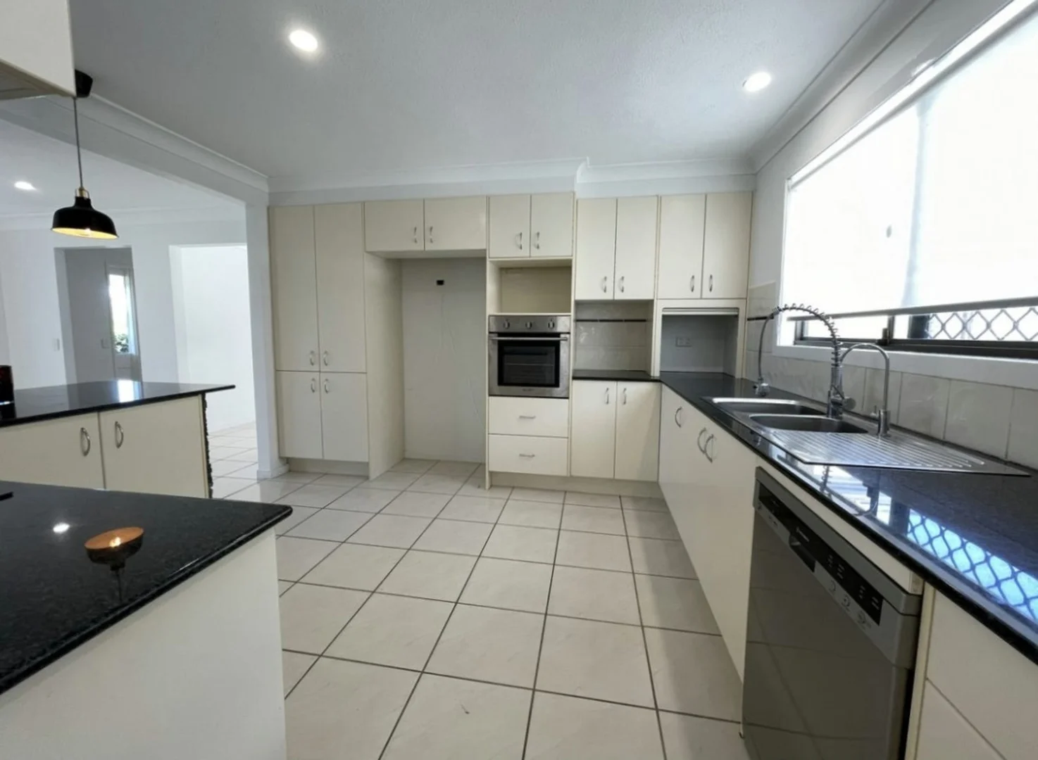 Additional image 4 of 2 Nelson Court, Benowa QLD 4217