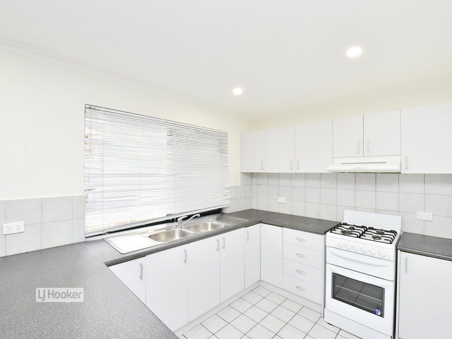 3/56 Barrett Drive, Desert Springs NT 0870, Image 0