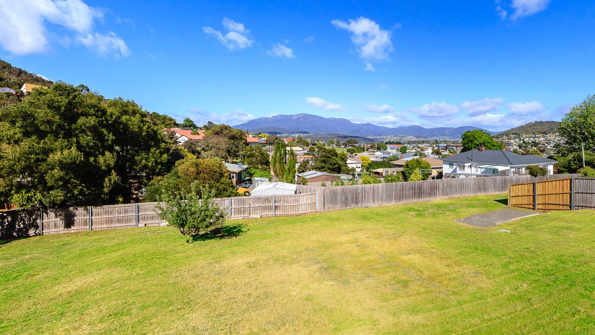 3A Loatta Road, Lindisfarne TAS 7015, Image 0