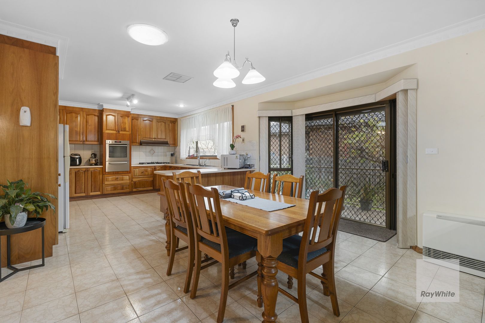 9 Jones Court, Bundoora VIC 3083, Image 2