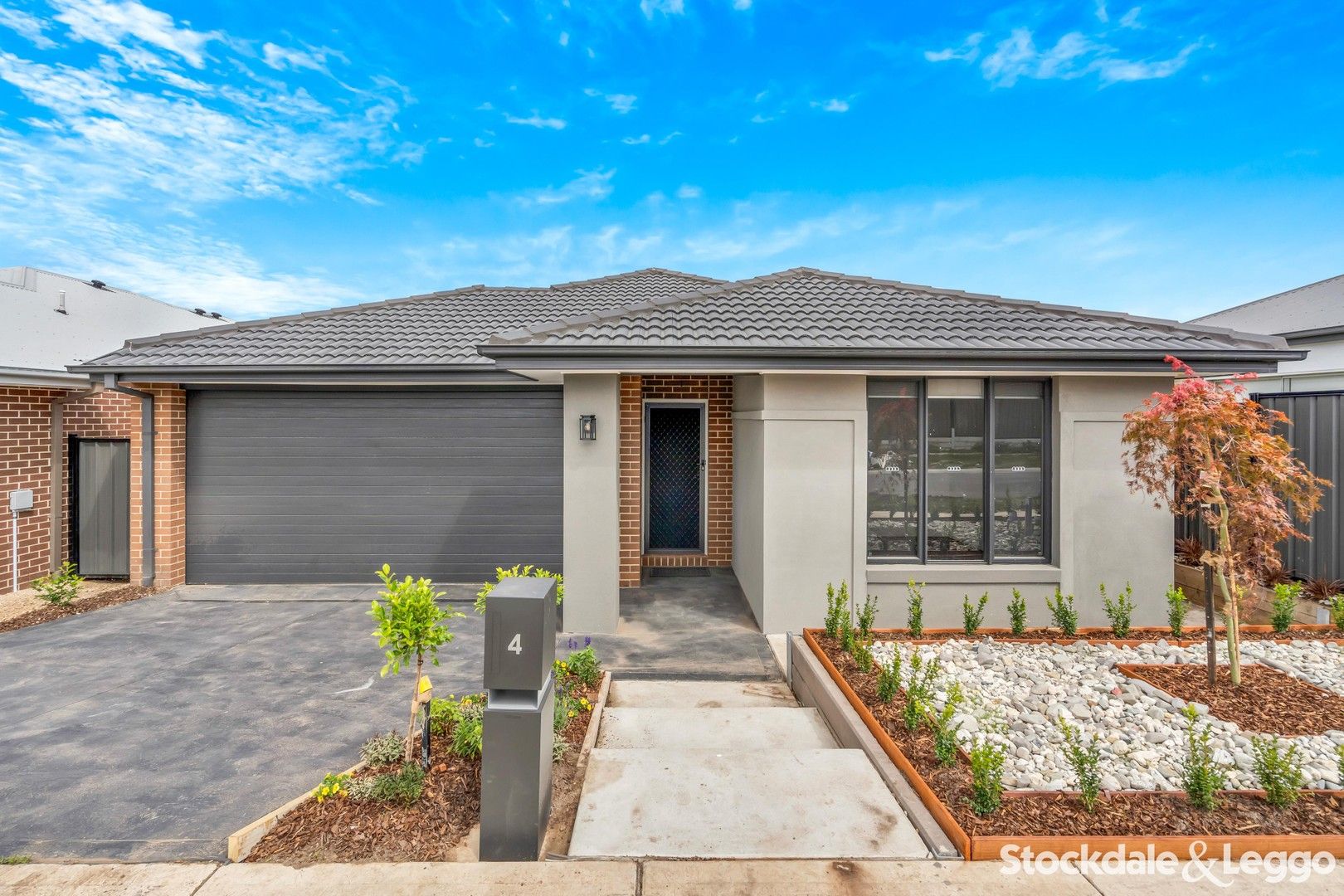 4 bedrooms House in 4 Hoover Street CRAIGIEBURN VIC, 3064