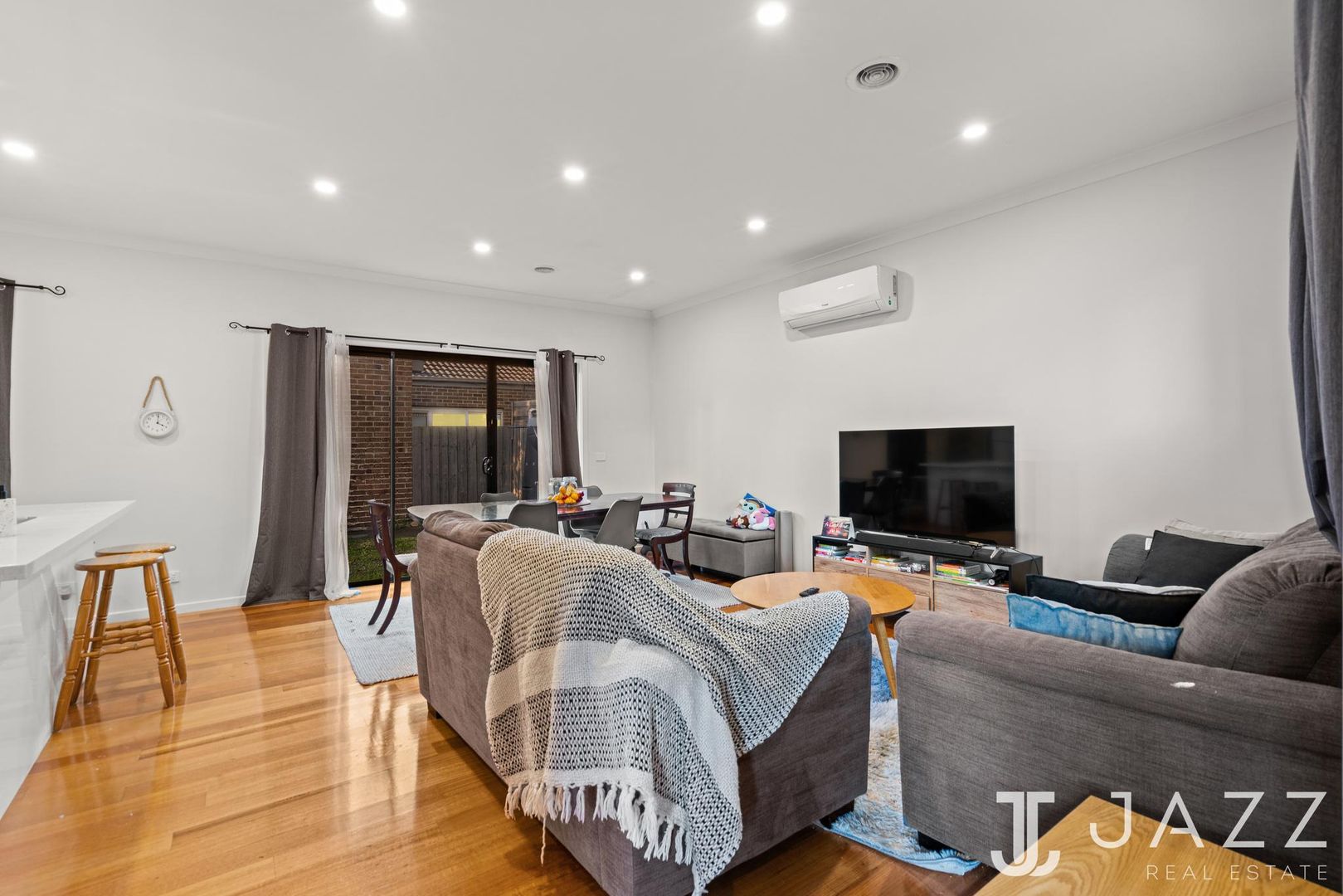 4/39 Fitzpatrick Drive, Altona Meadows VIC 3028, Image 2