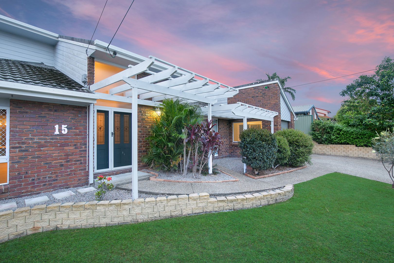 15 Emmet Street, Daisy Hill Property History & Address Research Domain