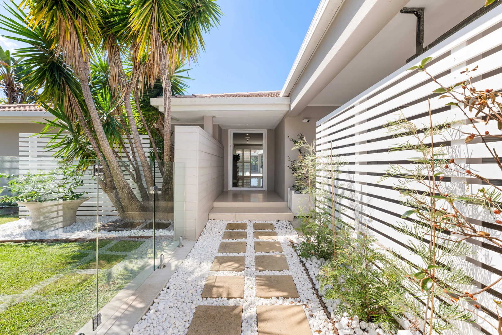 Additional image 3 of 13 Saywell Street, Sorrento QLD 4217