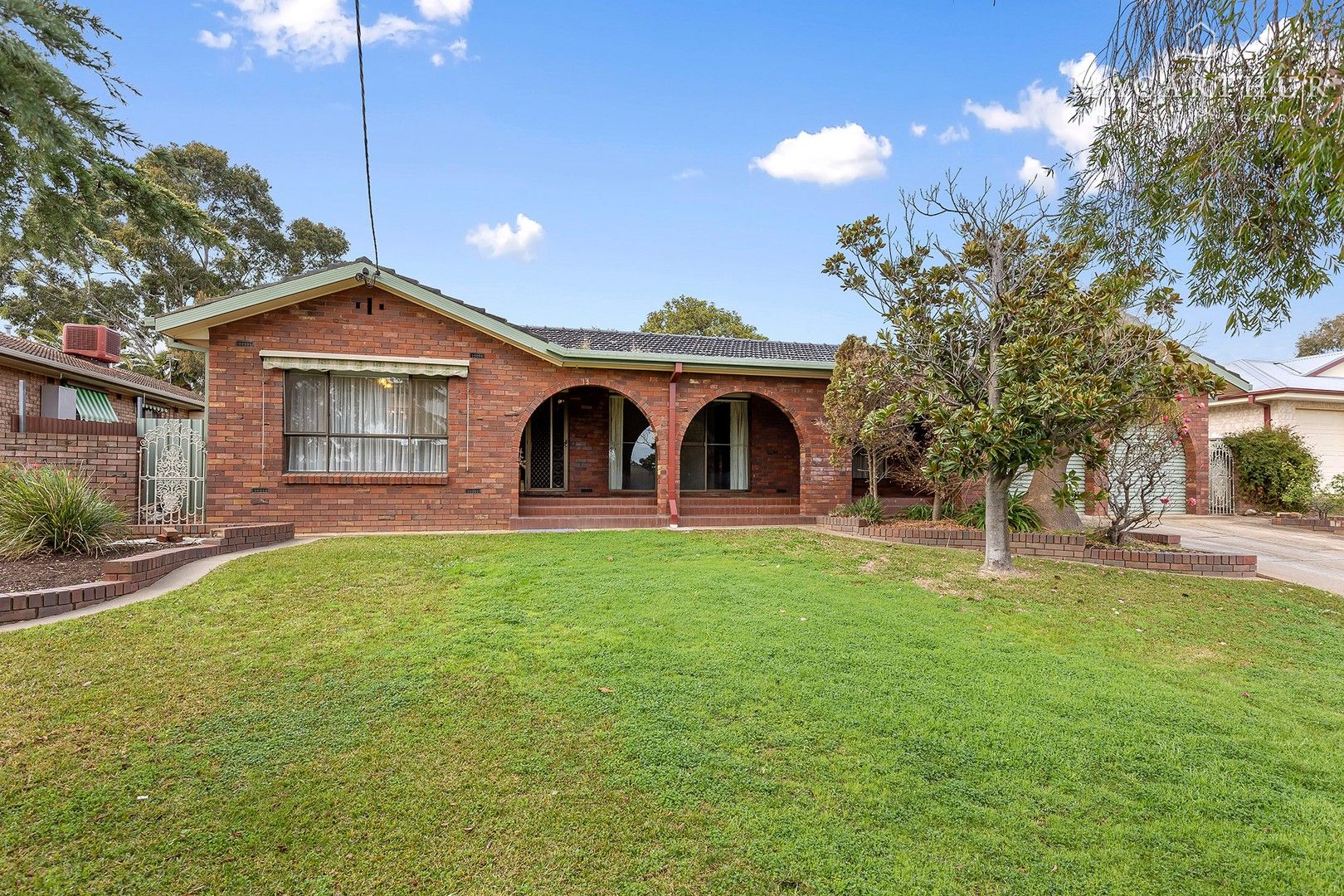 33 Mallory Street, Ashmont NSW 2650, Image 0