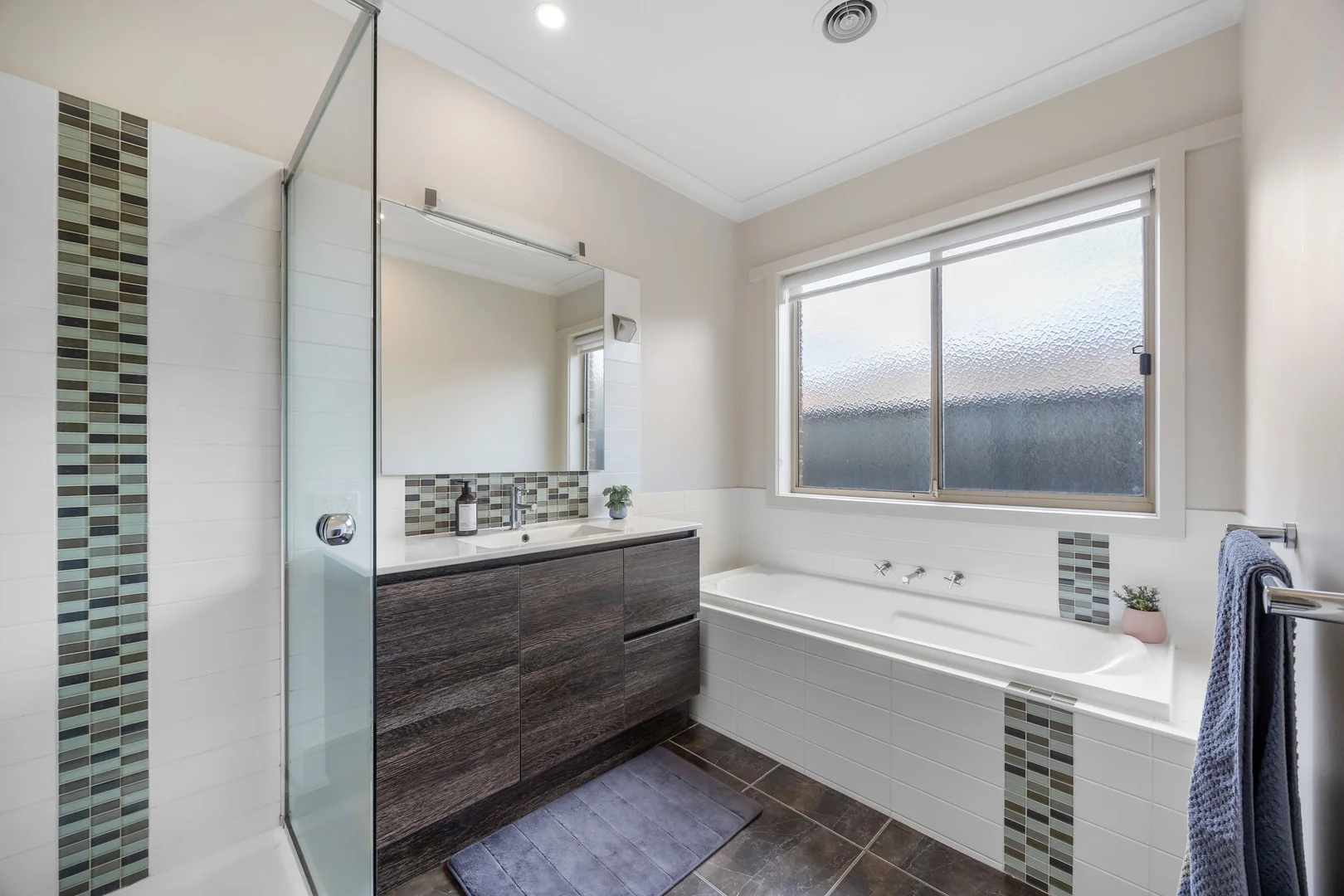 Additional image 18 of 32 Alfredton Drive, Alfredton VIC 3350