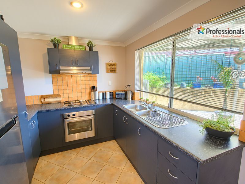 2 Hotchin Avenue, Albany WA 6330