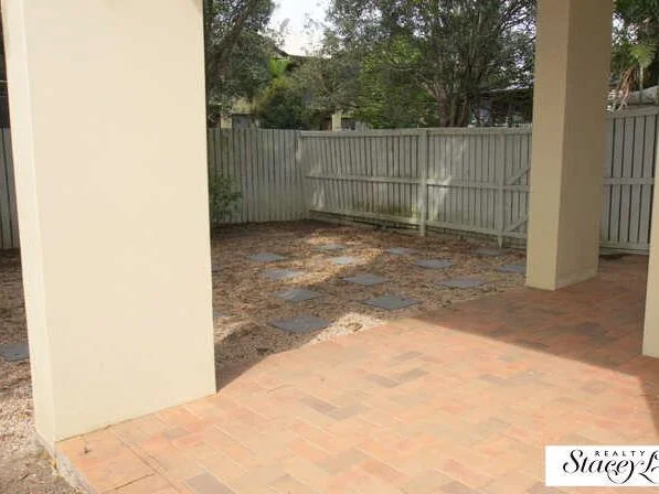 Additional image 6 of 8/77 Riding Road, Hawthorne QLD 4171