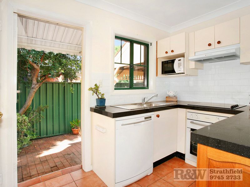 2A QUEEN ST, CROYDON NSW 2132, Image 2