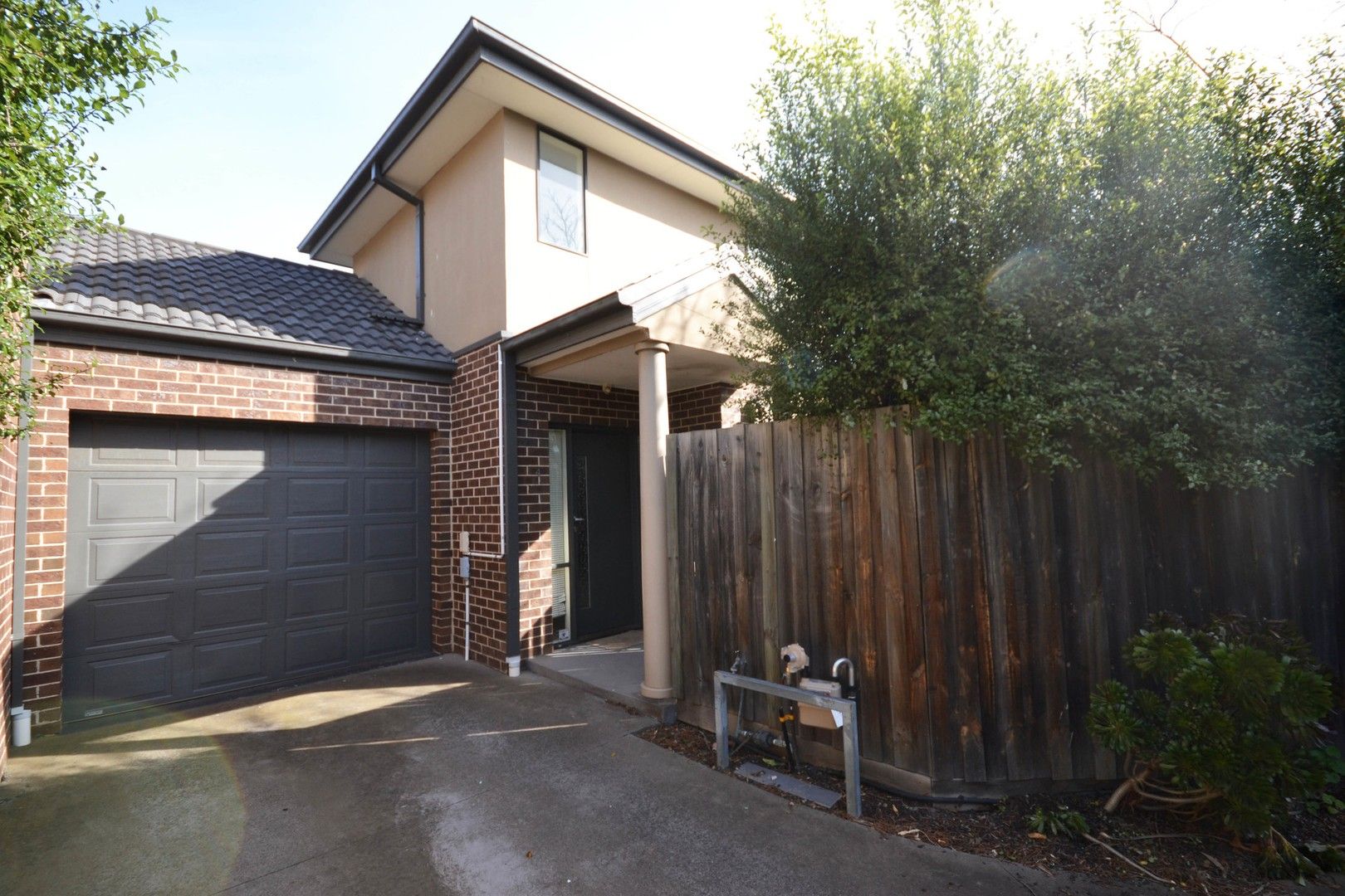2 bedrooms Townhouse in 4/2 Little Wurruk Lane PRESTON VIC, 3072