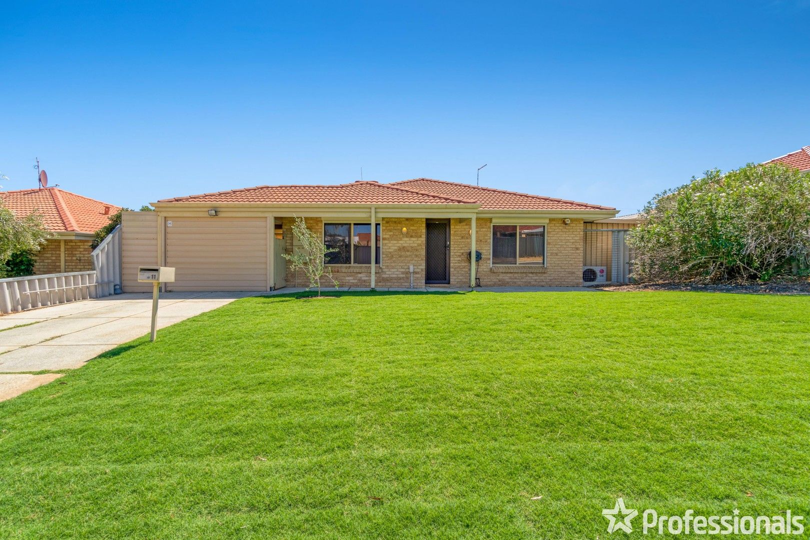 11 Ullinger Loop, Marangaroo WA 6064, Image 0