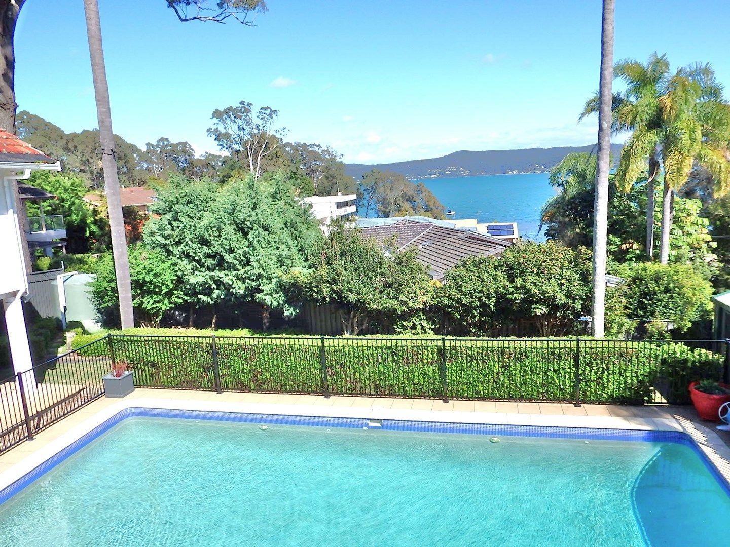 295 Avoca Drive, Green Point NSW 2251, Image 0