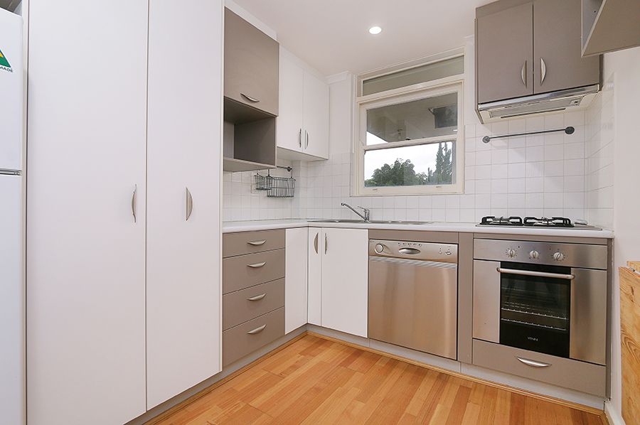 2 bedrooms House in 4/28 The Avenue CRAWLEY WA, 6009