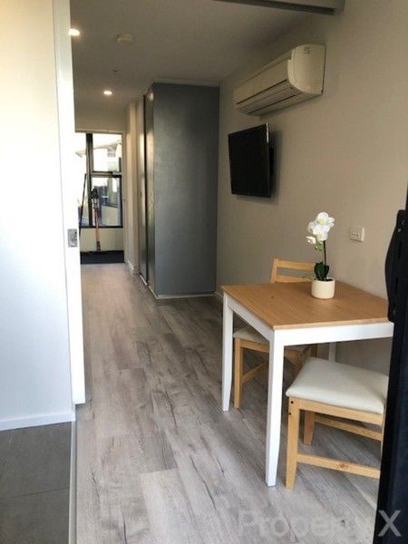 Studio in 911/253 Franklin Street, MELBOURNE VIC, 3000