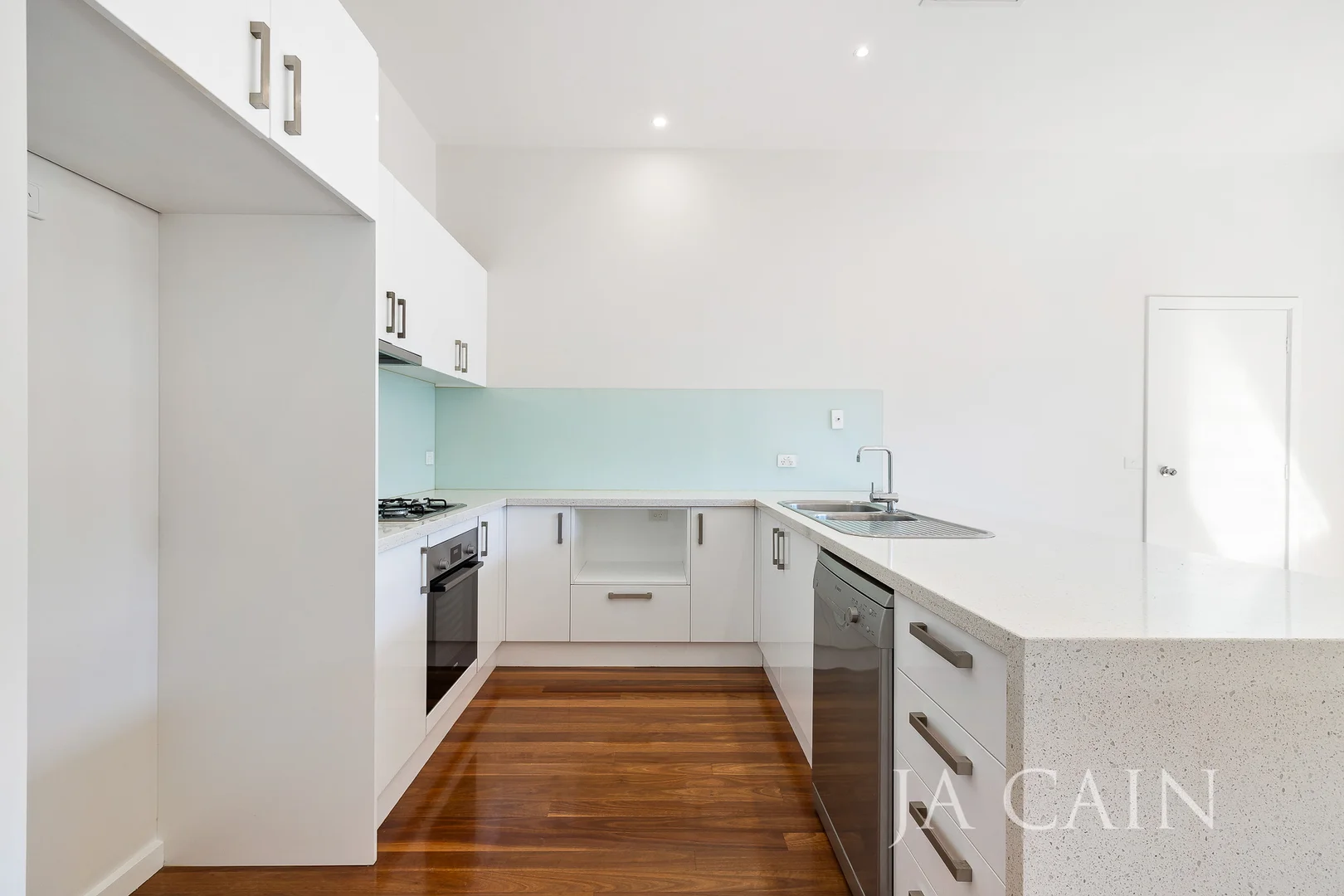 Additional image 2 of 3/9 Greenwood Street, Burwood VIC 3125