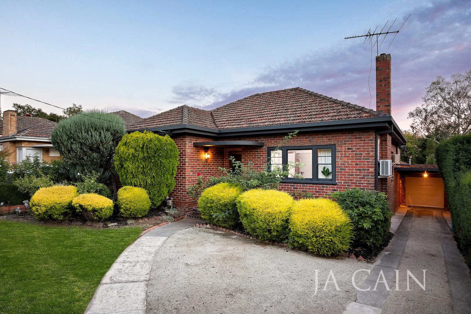 6 Dion Street, Glen Iris VIC 3146
