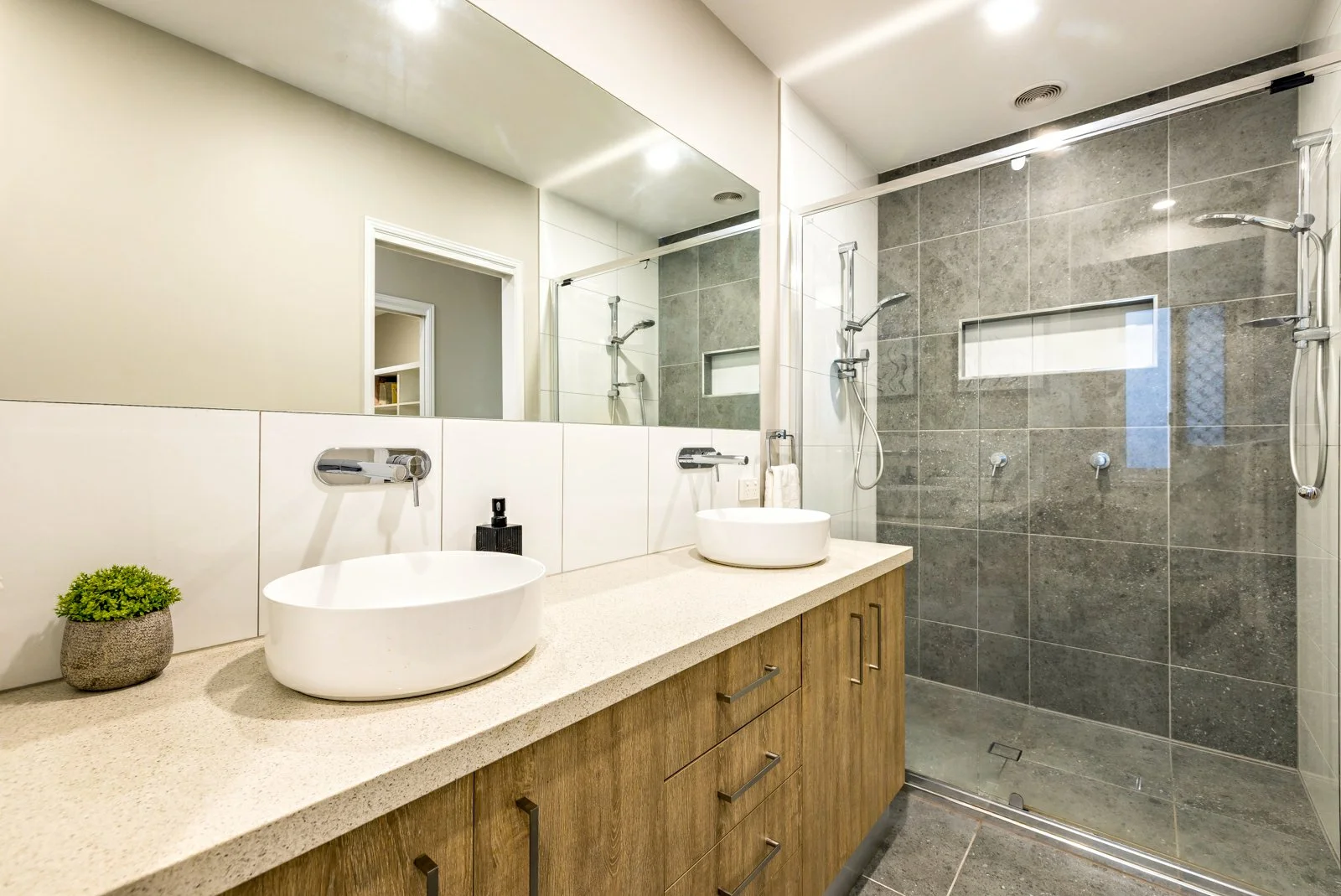 Additional image 9 of 2/64A Tills Street, Westcourt QLD 4870