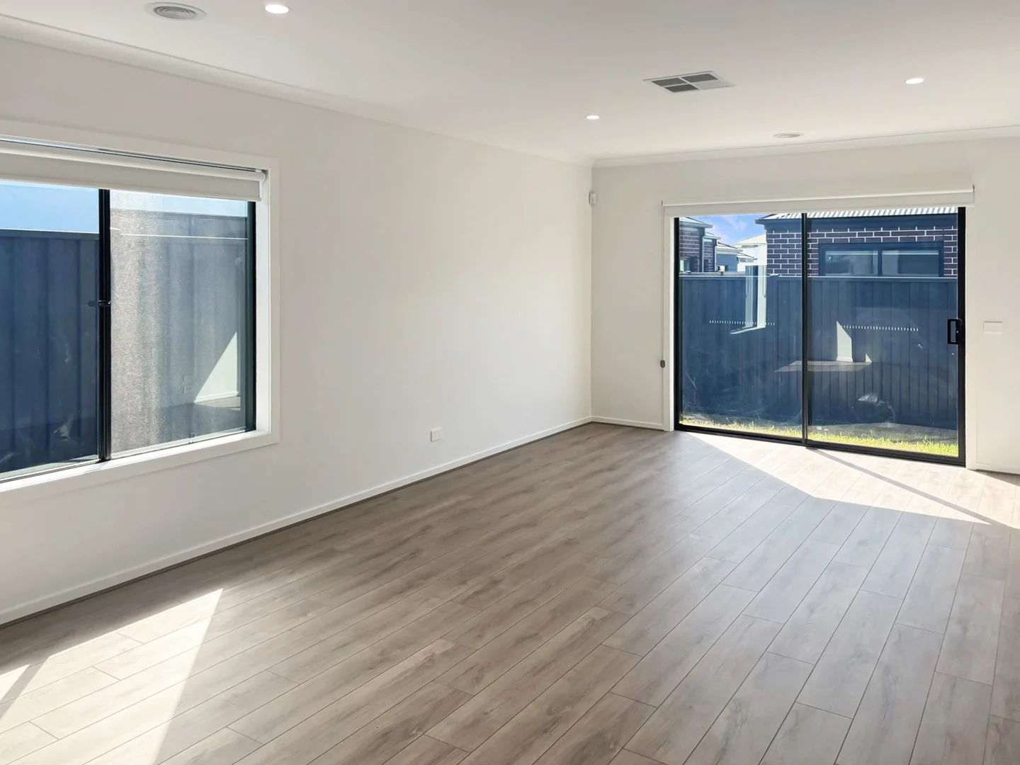 Additional image 2 of 100 Molesworth Crescent, Donnybrook VIC 3064