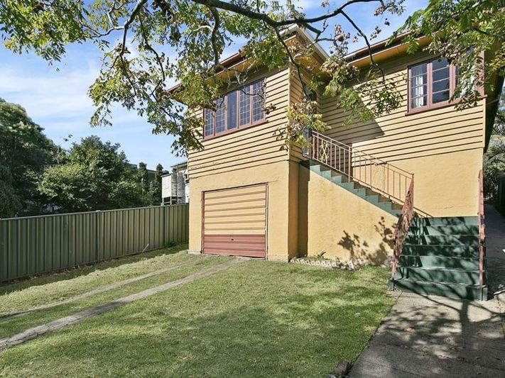 3 bedrooms House in 9 Riding Road HAWTHORNE QLD, 4171