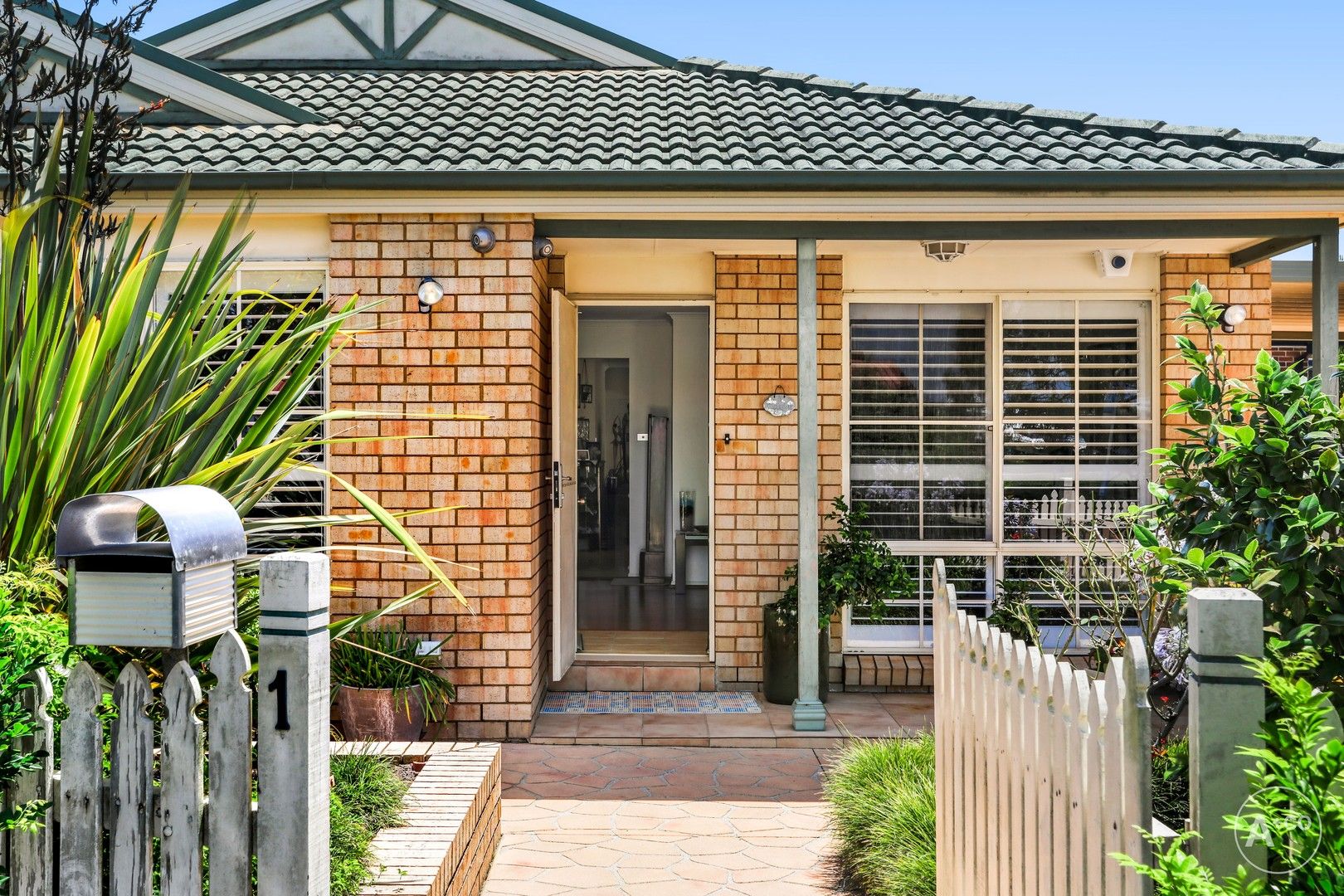 1 Hastings Avenue, Chifley NSW 2036, Image 0