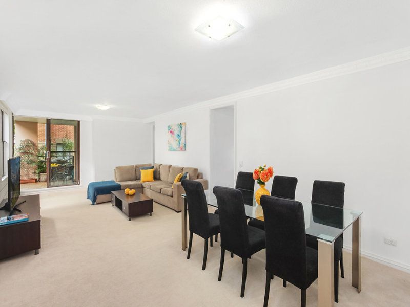 2 bedrooms Apartment / Unit / Flat in Level 5/22 Sutherland St CREMORNE NSW, 2090