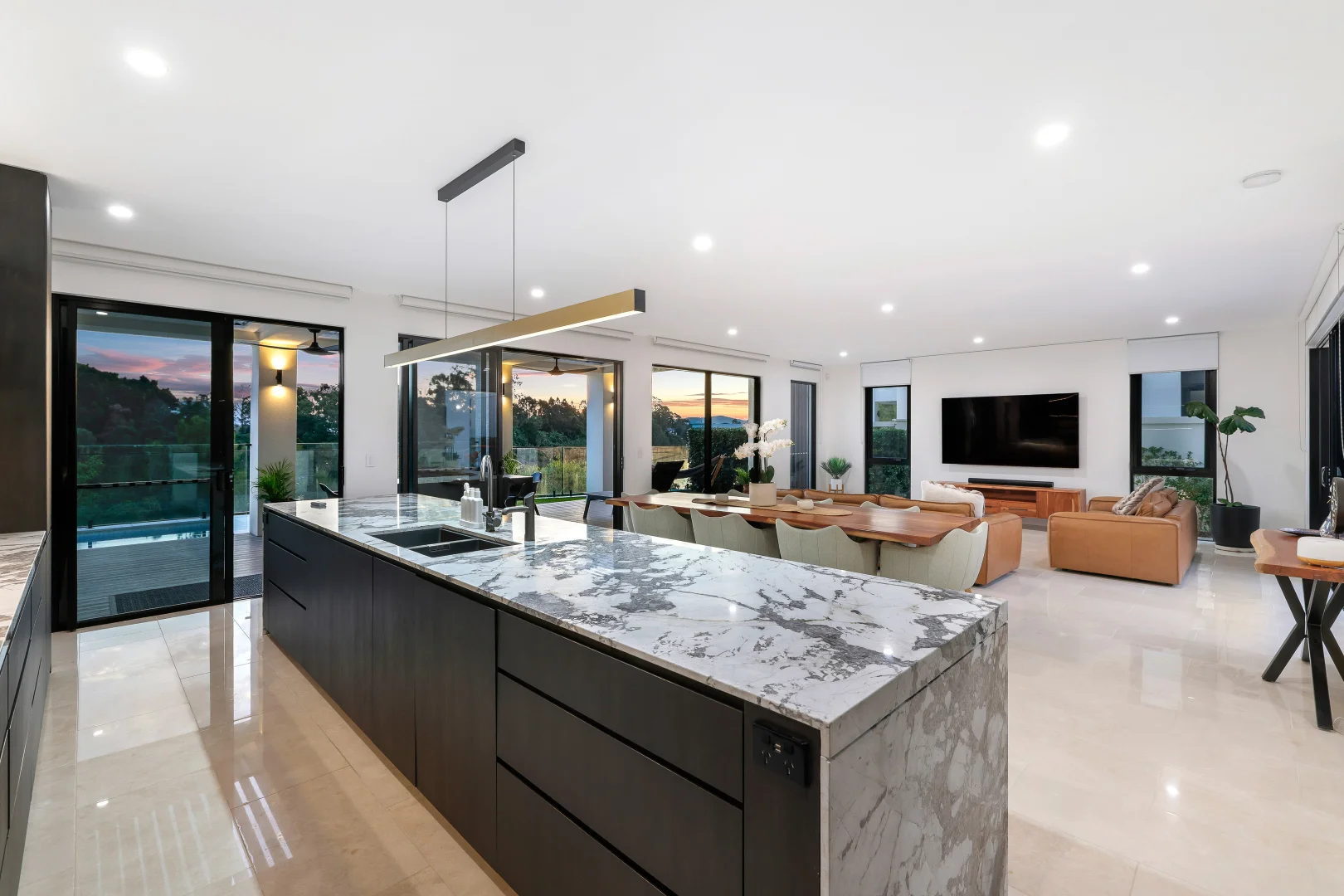 Additional image 4 of 25 The Boulevarde, Benowa QLD 4217