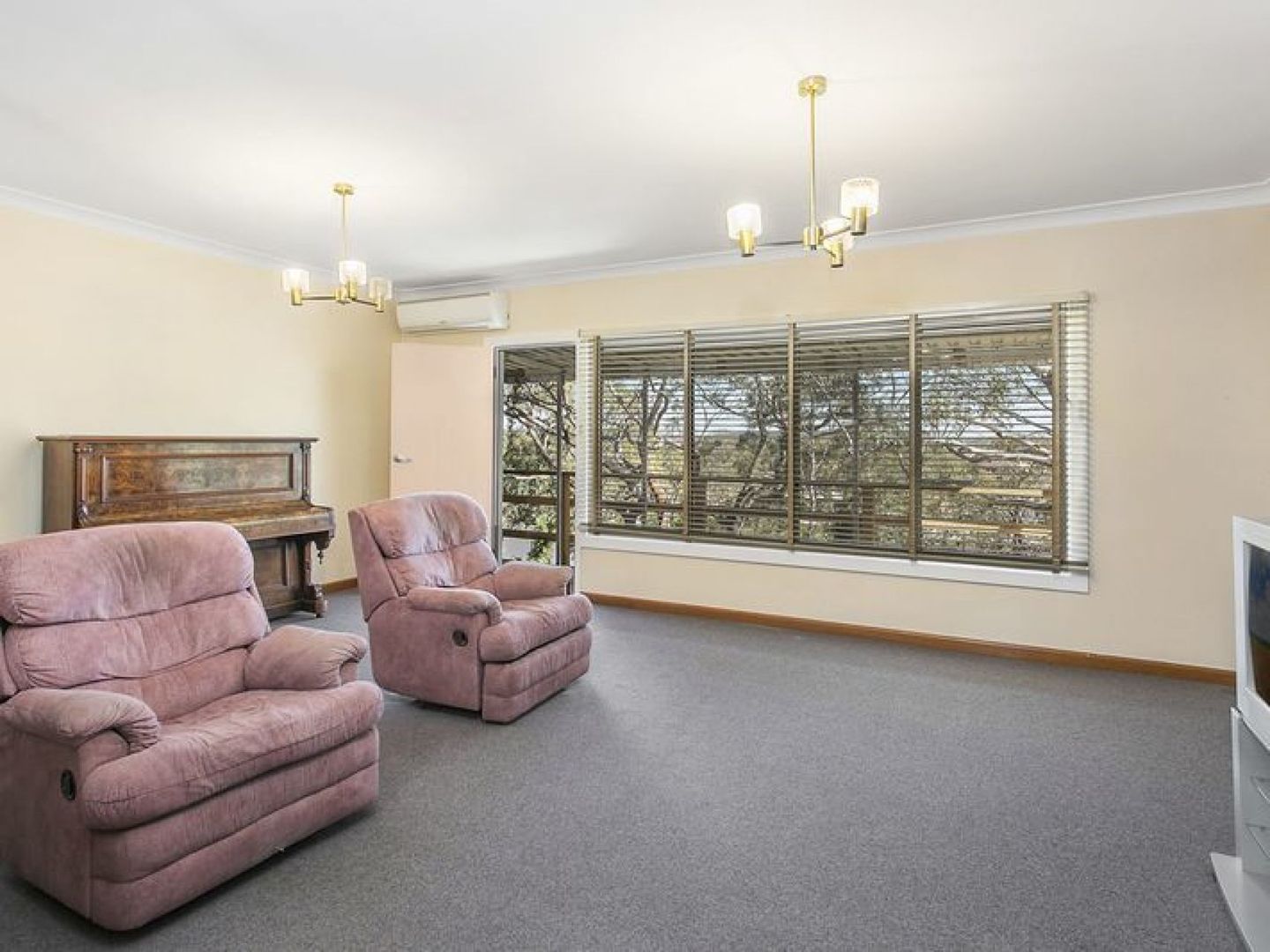 12 Napier Street, Engadine NSW 2233, Image 1