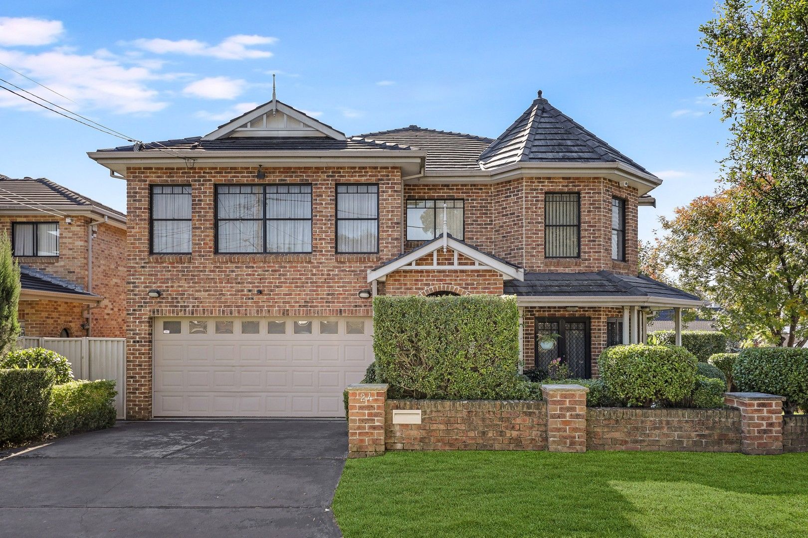 5 bedrooms House in 24 Weemala Avenue RIVERWOOD NSW, 2210