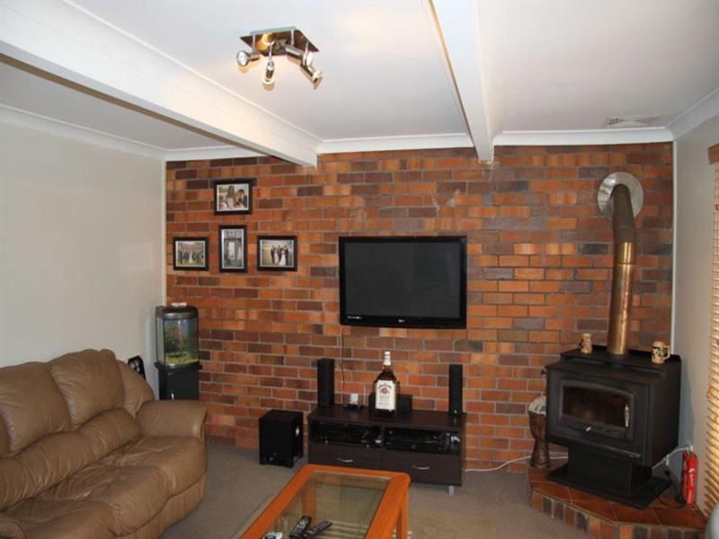 30 Clarkson St, Nabiac NSW 2312, Image 2