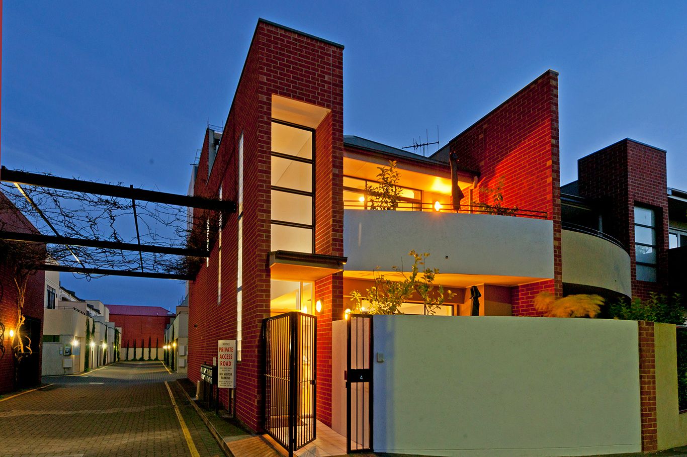 4/211-219 Gilles St, Adelaide SA 5000, Image 2