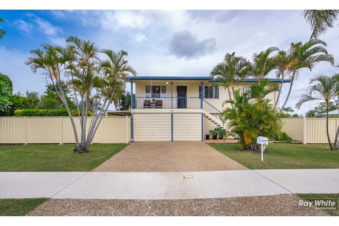 Picture of 422 Richardson Road, NORMAN GARDENS QLD 4701