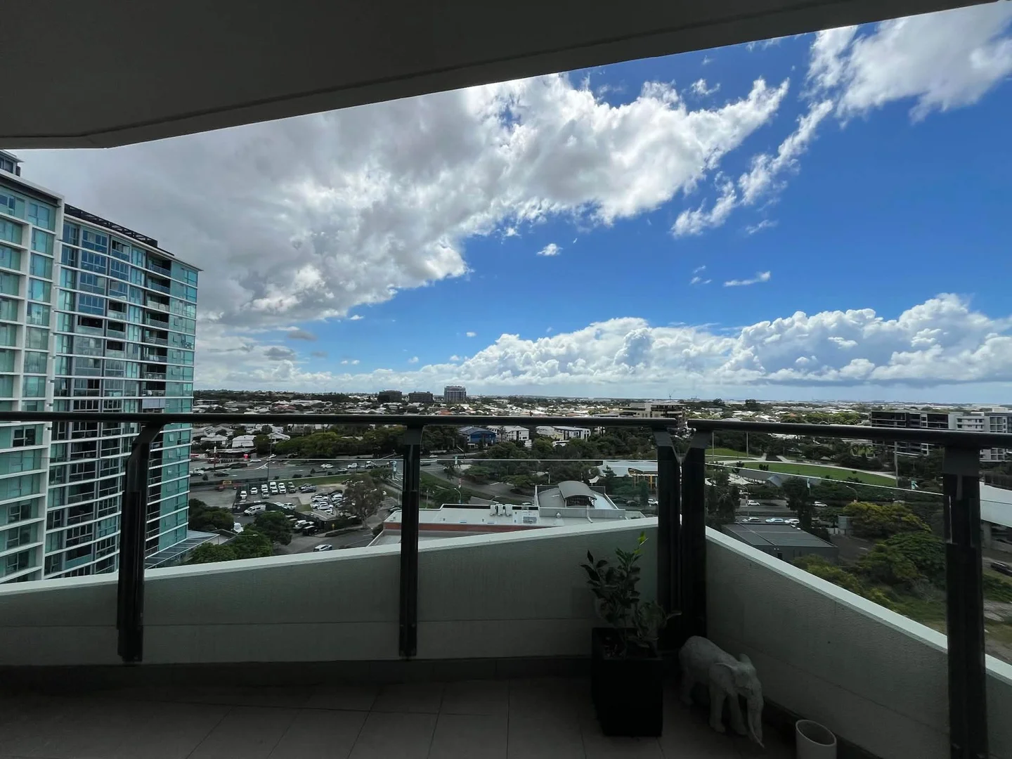 Additional image 7 of Level 11/37B Harbour Rd, Hamilton QLD 4007