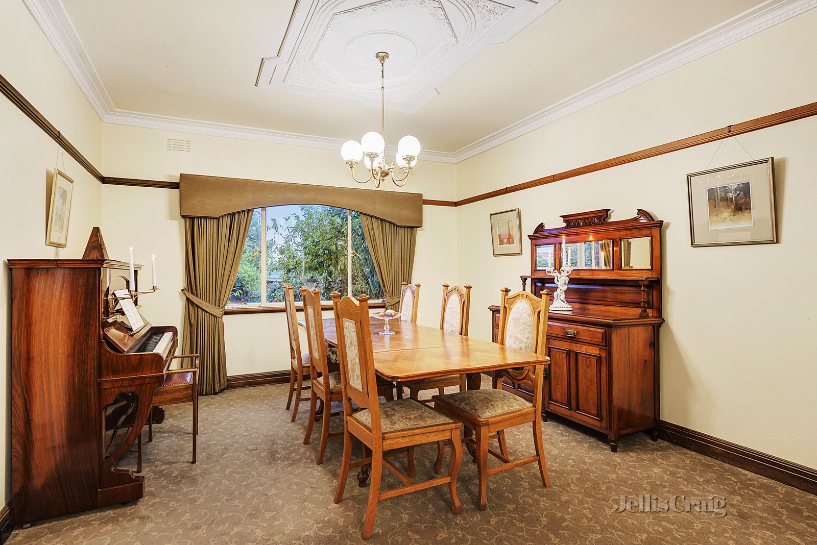 6 Maysia Street, Canterbury VIC 3126, Image 2